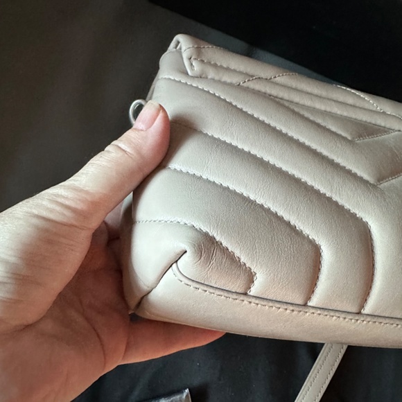 YSL Loulou Toy - Picture 9 of 17